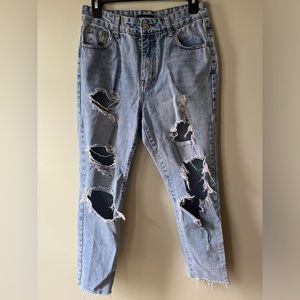 Momokrom Ripped Light wash Jean